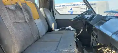 Vehículo de desguace nissan                                             trade                                                                                                                                                                                                                                                      ebro                                                                                                                                                                                                                                                       del año 1989 con motor a4-28