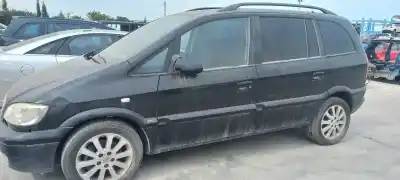Veicolo di demolizione opel zafira a blue line dell'anno 2004 alimentato y20dth