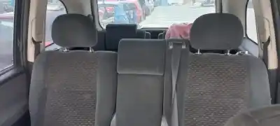 Veicolo di demolizione opel zafira a blue line dell'anno 2004 alimentato y20dth