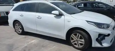 Здавання транспортного засобу kia ceed (jd) 1.6 tech року 2021 потужний d4fe