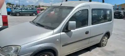 Veículo de Sucata opel combo familiar do ano 2004 alimentado y17dtl