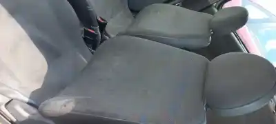 Veículo de Sucata opel combo familiar do ano 2004 alimentado y17dtl