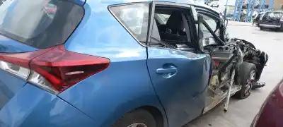 Véhicule à la ferraille toyota auris active de l'année 2016 alimenté 1nd