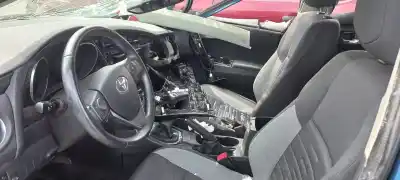 Véhicule à la ferraille toyota auris active de l'année 2016 alimenté 1nd