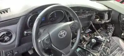 Véhicule à la ferraille toyota auris active de l'année 2016 alimenté 1nd