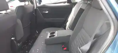 Véhicule à la ferraille toyota auris active de l'année 2016 alimenté 1nd