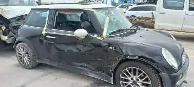 Vehicul casat bmw mini (r50,r53) cooper al anului 2004 alimentat w10b16a