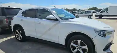 Veículo de Sucata alfa romeo stelvio (630) basis q4 do ano 2018 alimentado 55271838