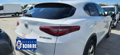 Veículo de Sucata alfa romeo stelvio (630) basis q4 do ano 2018 alimentado 55271838