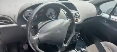 Veículo de Sucata peugeot 207 xs pack do ano 2006 alimentado 9hx