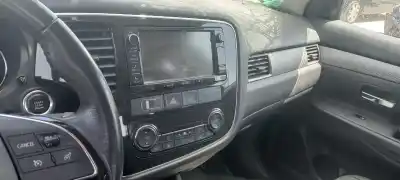 Verschrottungsfahrzeug mitsubishi                                         outlander (gf0)                                                                                                                                                                                                                                            motion 4wd                                                                                                                                                                                                                                                 des jahres 2016 angetrieben 4n14