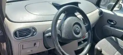 Scrapping Vehicle renault modus confort dynamique of the year 2004 powered k9k j7