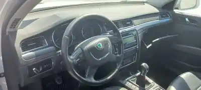 Scrapping Vehicle skoda superb combi (3t5) active of the year 2013 powered cff