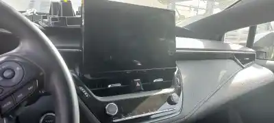 Veículo de Sucata toyota corolla touring sports (e21) hybrid active do ano 2023 alimentado 2zr