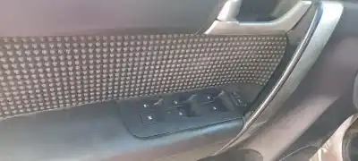 Veículo de Sucata chevrolet captiva 2.0 vcdi ls do ano 2008 alimentado z20s