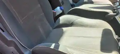 Здавання транспортного засобу renault scenic ii pack authentique року 2003 потужний k4m t7