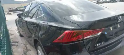 Veicolo di demolizione lexus is iii (_e3_) 300h (ave30_) dell'anno 2013 alimentato 2ar