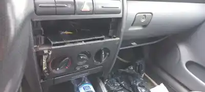 Veicolo di demolizione seat leon (1m1) stella dell'anno 2002 alimentato alh