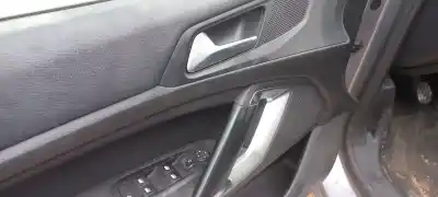 Vehicul casat peugeot 308 sw 1.2 12v e-thp al anului 2015 alimentat hn02