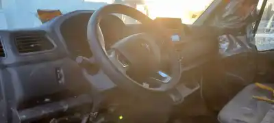 Scrapping Vehicle renault master iii furgón of the year 2022 powered m9t g7