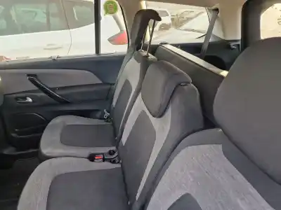 Veicolo di demolizione citroen c4 grand picasso spacetourer dell'anno 2018 alimentato yh01