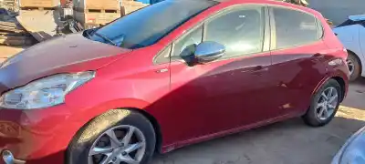 Veículo de Sucata peugeot 208 active 81 cv / 60 kw do ano 2015 alimentado hmz