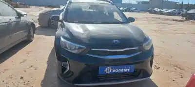 Veicolo di demolizione KIA STONIC (YBCUV) Concept dell'anno 2021 alimentato 