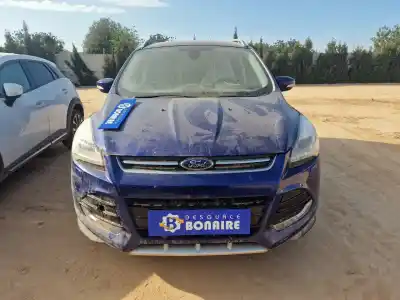 Здавання транспортного засобу ford kuga (cbs) titanium s року 2015 потужний t8ma