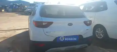 Veicolo di demolizione kia stonic (ybcuv) concept dell'anno 2020 alimentato 