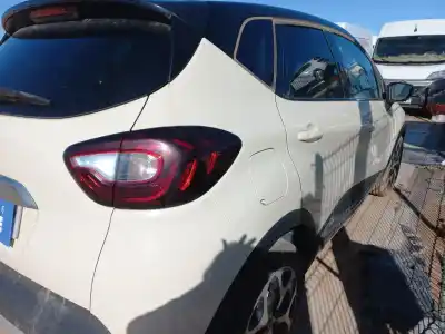 Sloopvoertuig renault captur techno van het jaar 2019 aangedreven h4b g4