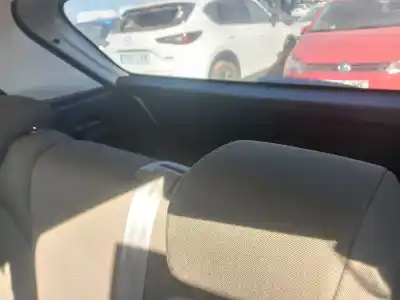 Veículo de Sucata opel corsa e design line do ano 2016 alimentado 