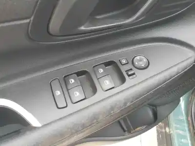 Sloopvoertuig hyundai bayon hybrid van het jaar 2023 aangedreven g3lf