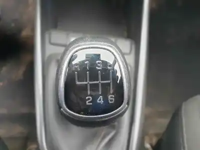 Sloopvoertuig hyundai bayon hybrid van het jaar 2023 aangedreven g3lf