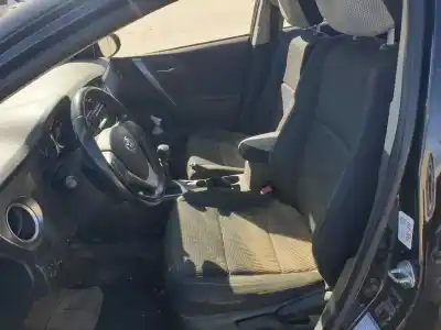 Scrapping Vehicle toyota auris advance of the year 2012 powered 1zr