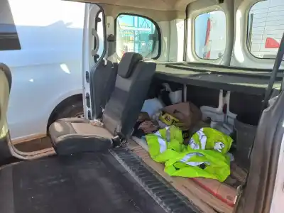 Scrapping Vehicle renault kangoo dynamique of the year 2019 powered k9k e6