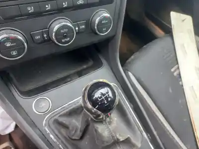 Veículo de Sucata seat leon st (5f8) style 131 cv / 96 kw do ano 2019 alimentado 