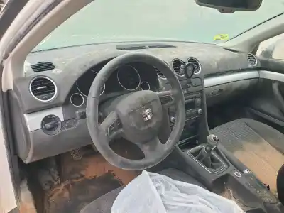 Veículo de Sucata seat exeo berlina (3r2) reference do ano 2010 alimentado 