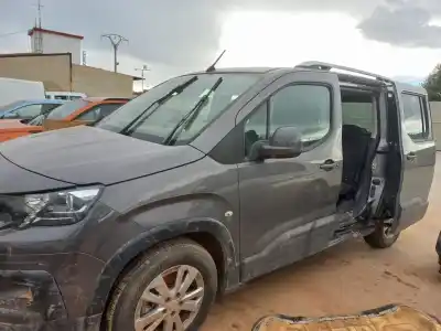 Vehículo de desguace peugeot                                            rifter                                                                                                                                                                                                                                                     acces                                                                                                                                                                                                                                                      del año 2019 con motor yh01