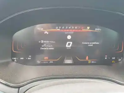 Veículo de Sucata seat arona style do ano 2024 alimentado dusa