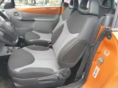 Veículo de Sucata citroen c3 pluriel exclusive do ano 2005 alimentado 