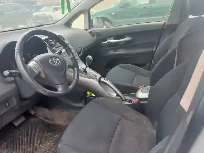 Veículo de Sucata toyota auris active do ano 2008 alimentado 