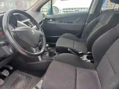 Veículo de Sucata peugeot 207 premium do ano 2008 alimentado 9hx