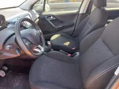 Verschrottungsfahrzeug peugeot 208 active 81 cv / 60 kw des jahres 2016 angetrieben hmz