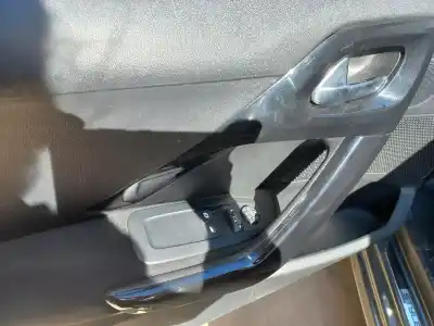 Verschrottungsfahrzeug peugeot 208 active 81 cv / 60 kw des jahres 2016 angetrieben hmz