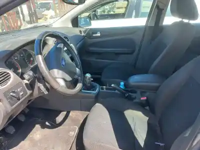 Veicolo di demolizione ford focus berlina (cap) ghia dell'anno 2006 alimentato kkda