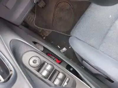 Здавання транспортного засобу ford s-max (ca1) trend (03.2010->) 146 cv / 107 kw року 2006 потужний adwa