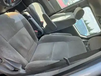 Scrapping Vehicle kia carnival ii 2.9 cdri ex of the year 2004 powered 