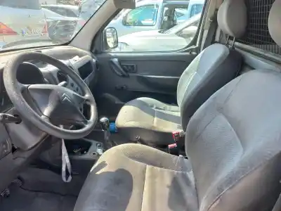 Veículo de Sucata citroen berlingo standard do ano 2007 alimentado 9hw