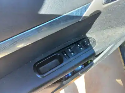 Здавання транспортного засобу peugeot 407 sw st sport року 2005 потужний rhr