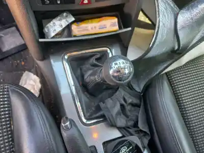 Здавання транспортного засобу peugeot 407 sw st sport року 2005 потужний rhr